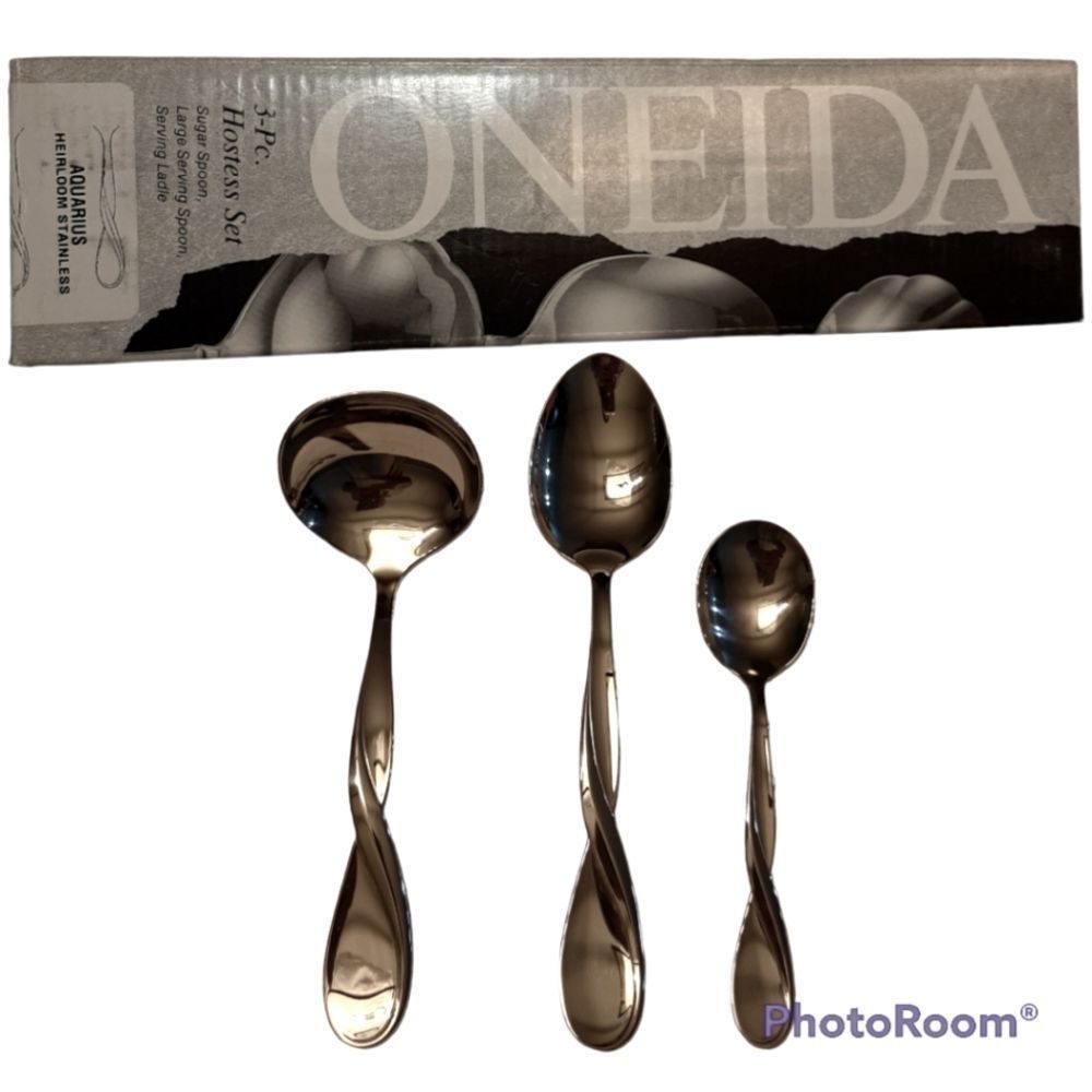 NWB ONEIDA Aquarius Heirloom Stainless 3 piece Hostess Set Ladle Spoons